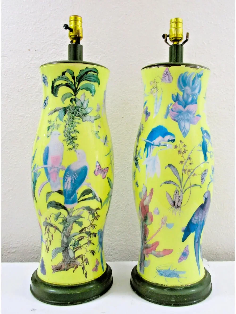 Pair of English Mid-Century Palm Beach Reverse Decoupage Botanical Table Lamps